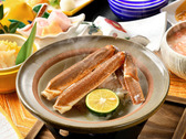 【蟹づくし】焼き上がりの香ばしさと肉厚な身「蟹陶板焼き」