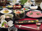 【特選A4能登牛しゃぶ＆金箔海鮮丼会席】脂ののった能登牛は口に入れると絹のようにとろけます。。