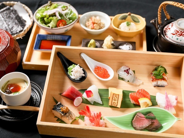・リニューアル！三国海鮮手巻き会席／福井の海の食材をギュッと！