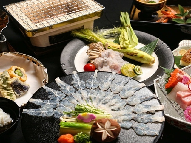・鱧フルコース／旬！肉厚で濃厚な味わいの鱧フルコースをご用意